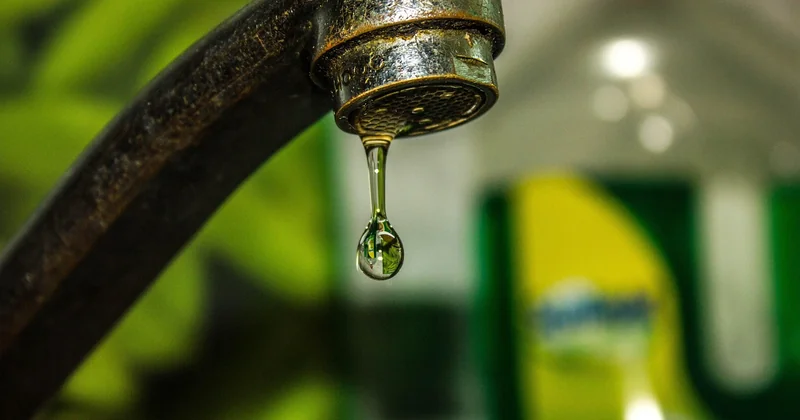 Dévisser en plomberie : un sens qui a ses particularités