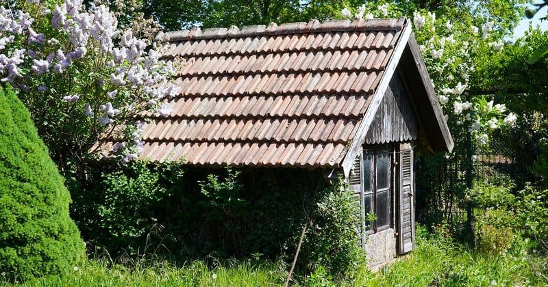 Chauffer un abri de jardin sans électricité : nos solutions efficaces